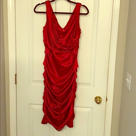 Ladies red dress - Picture 1 of 10